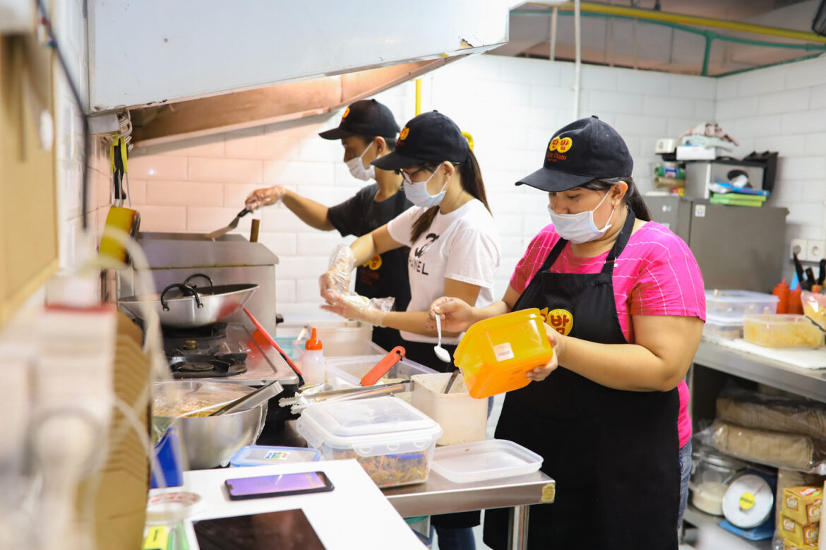 Why Cloud Kitchens Are the Perfect Solution for Busy Urban Lifestyles