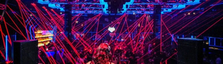 How Cocktail Culture Is Redefining Nightlife with DJs and Seaside Energy