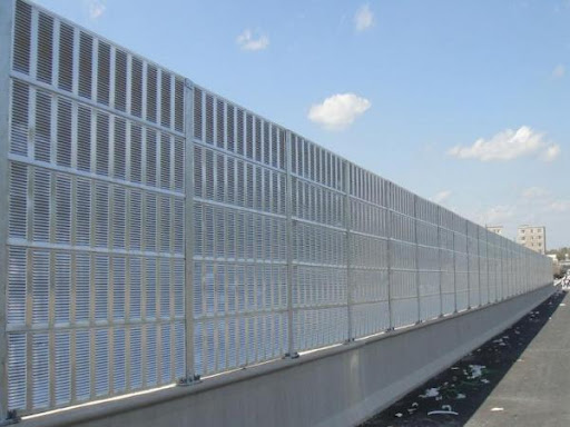 Compliance-Focused Noise Barriers for Construction That Protects Investments